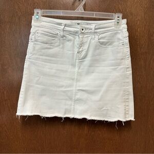 Vineyard Vines White Denim Mini Skirt - women’s 4 - raw hem stretch preppy